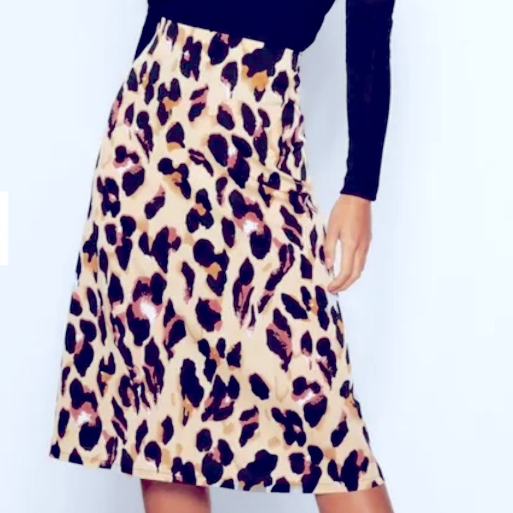 NWOT Boohoo Petite Leopard Print Bias Cut MIDI-Skirt Size 6 $25 (RRP $ 50)ποΈπ. - Picture 1 of 3